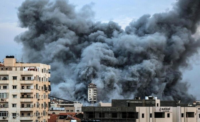 Israeli Warplanes Pound Iran With Heavy Bombing 2026 03 08