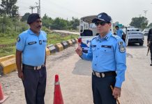 ڈی آئی جی اسلام آباد اور ایس ایس پی آپریشنز کے مختلف ڈیوٹی پوائنٹس کے دورے